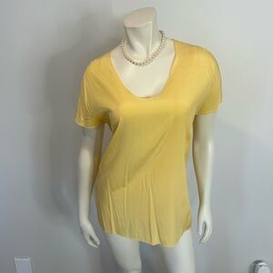 Gorgeous Hugo Boss Yellow Short Sleeve SILK Tee❤️M